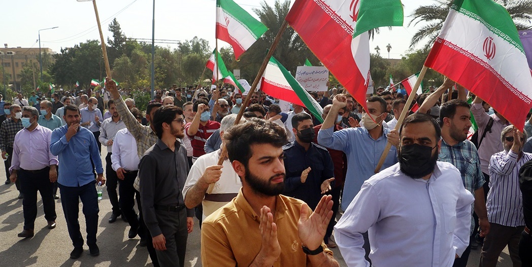 تجمع دانشجویان و دانشگاهیان اهواز در محکومیت اقدامات آشوبگرانه +تصاویر