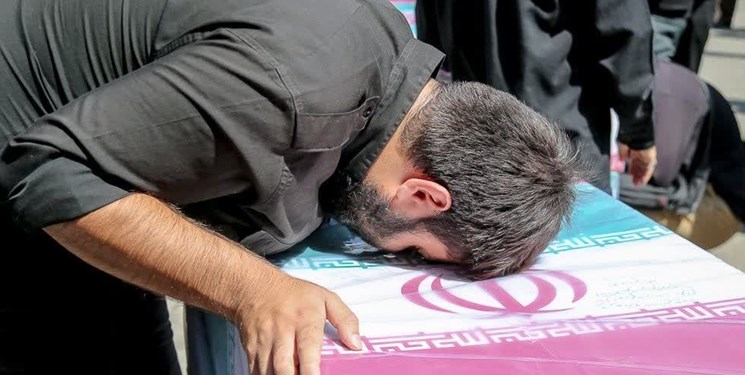 بازگشت پیکر ۱۰۰ شهید تازه تفحص شده به کشور