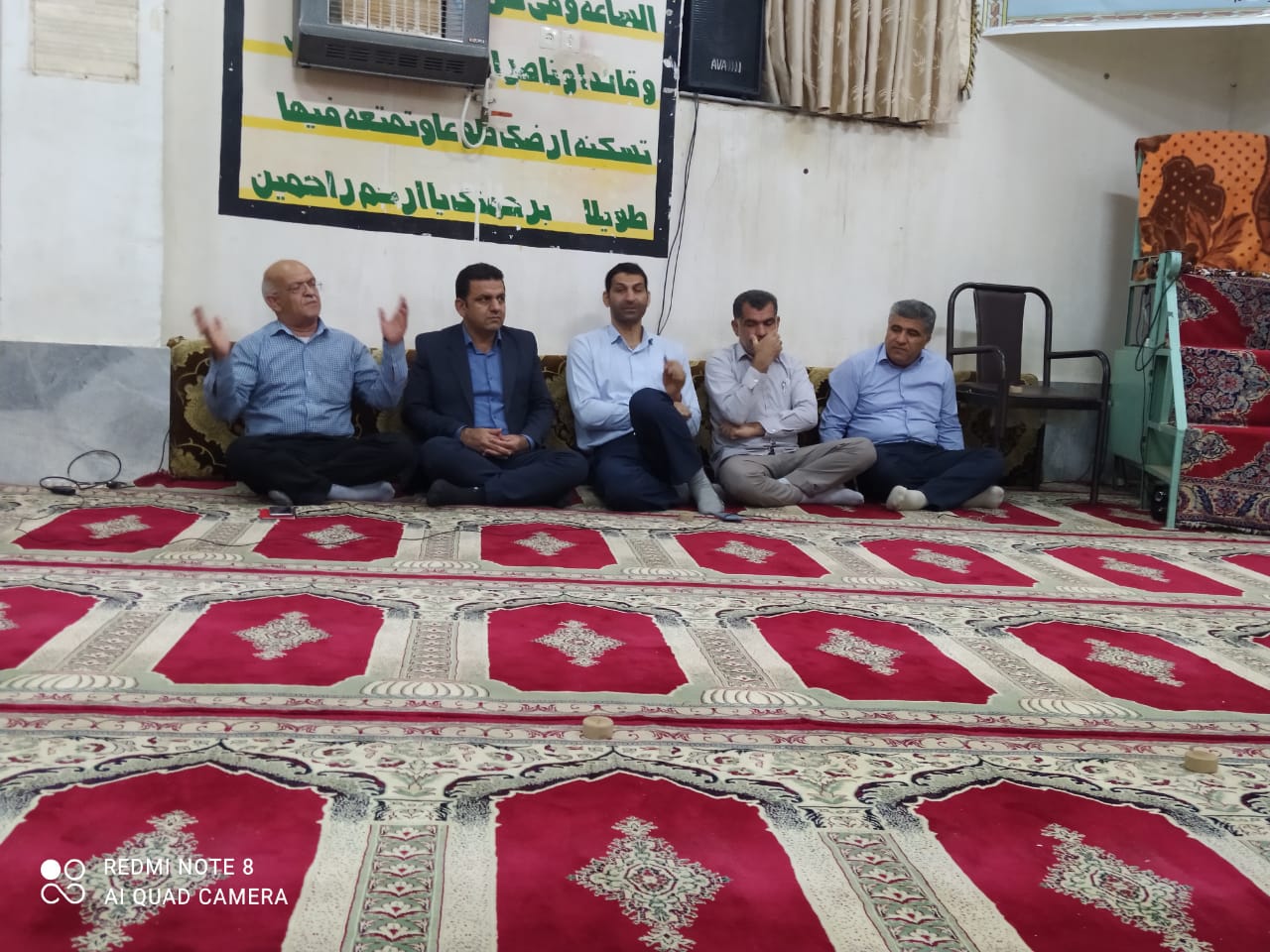 سومین دیـدار صمیمی سرپرست شهرداری و اعضای شورای شهر گتوند جهت هم اندیشی با شهروندان در مسجد حضرت ابوالفضل العباس (ع) محله بالا برگزار شد