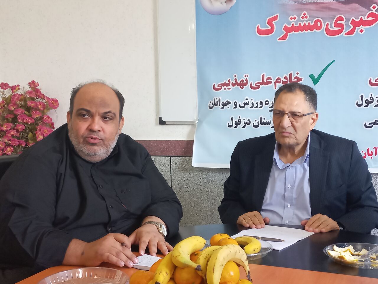 انتقاد از پرداخت دستمزد میلیاردی به فوتبالیست‌های فاقد عِرق ملی