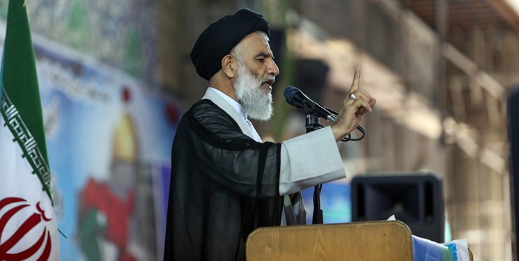 بانک ملی مشکل شرکت گروه ملی را حل کند