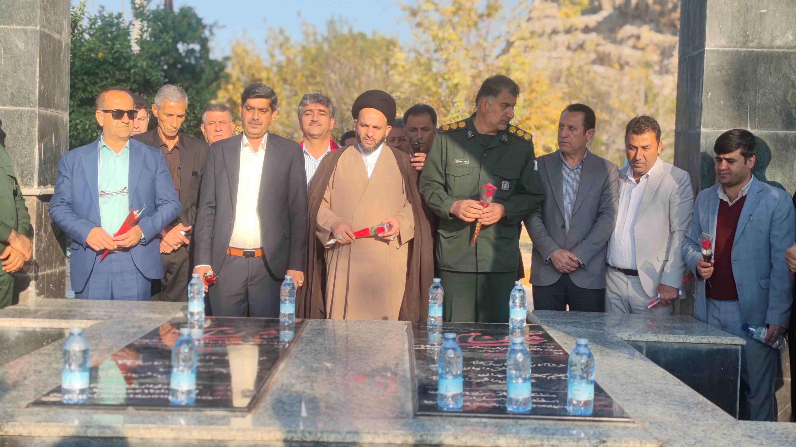 ادای احترام فرماندار شهرستان چرام به مقام شامخ شهداء