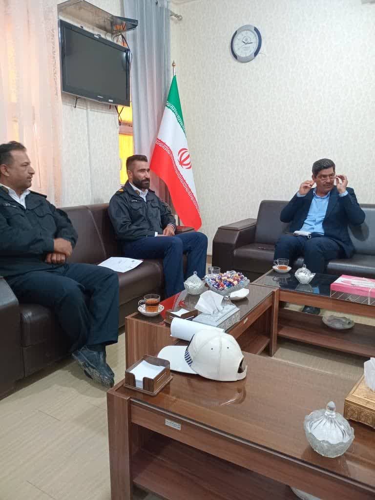 بررسی مشکلات ترافیکی شهر در دیدار فرماندار با مسئولان پلیس راهور