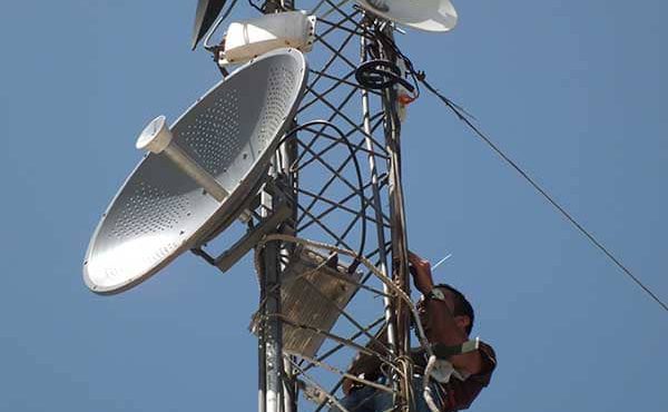 قطع مکرر آنتن ممبی در باران و بیبرقی/علت:نبود باتری اضطراری برای دکل همراه اول قطع مکرر آنتن ممبی در باران و بیبرقی/علت:نبود باتری اضطراری برای دکل همراه اول