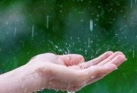 احیای آیین کهن طلب باران از سوی مدرسه حضرت فاطمه زهرا(س) چرام با حضور کودکان+فیلم