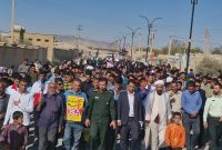 حضور پرشور دانش‌آموزان و فرهنگیان ممبی و مسئولان در راهپیمایی روز ملی مبارزه با استکبار جهانی