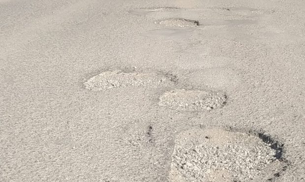 جادهای که جان میگیرد؛ بحران در محور ممبی – سراسیاب یوسفی در محدوده روستاهای جهانآباد و دوراک جادهای که جان میگیرد؛ بحران در محور ممبی – سراسیاب یوسفی در محدوده روستاهای جهانآباد و دوراک