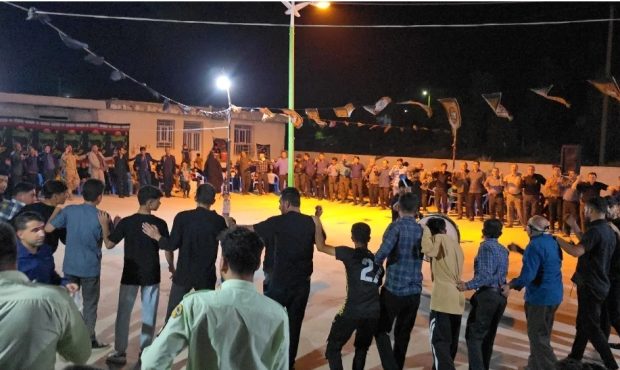 شور بینظیر حسینی در ممبی؛ اجتماع باشکوه عزاداران در گردکوچک، چهارراه چری و قلعه ممبی شور بینظیر حسینی در ممبی؛ اجتماع باشکوه عزاداران در گردکوچک، چهارراه چری و قلعه ممبی